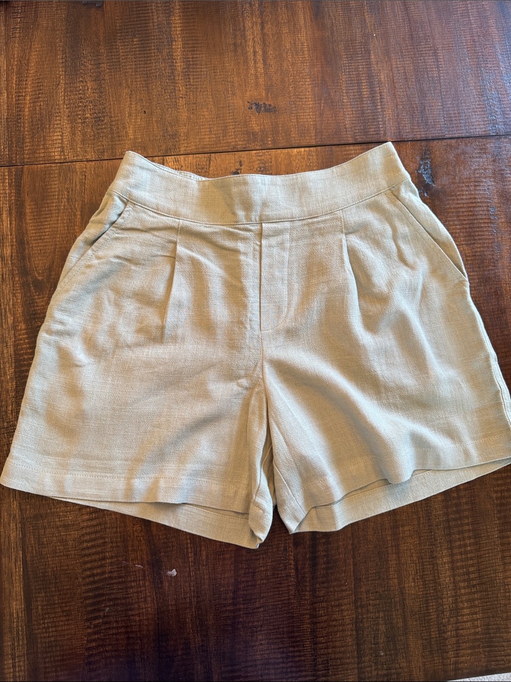Be Cool Light Olive High-Waist Pleated Women’s Shorts
